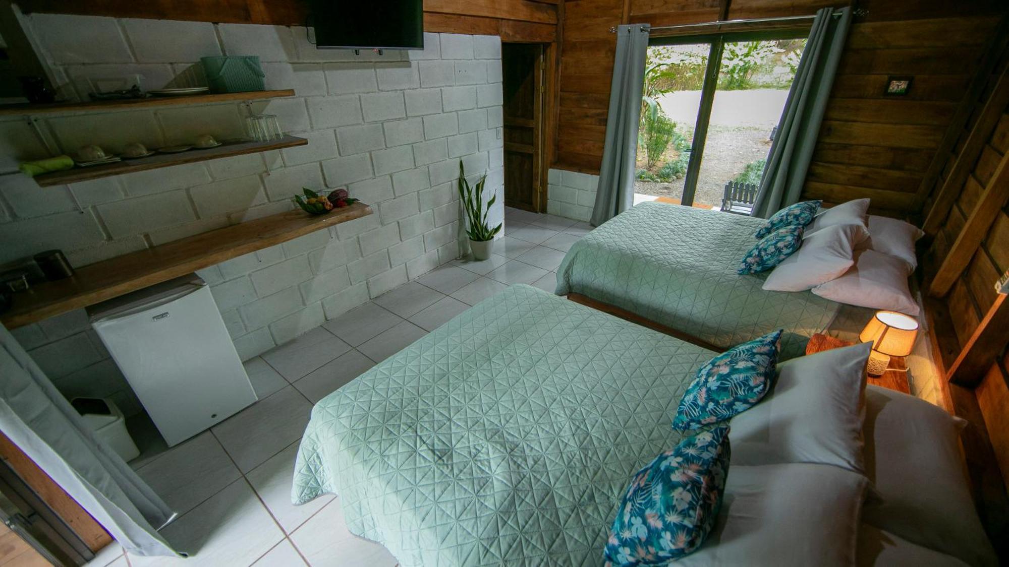 Eden Organic Farm & Bungalows La Fortuna Quarto foto